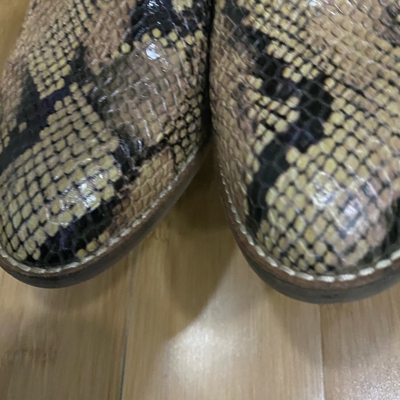 Lucky Brand Womens  Boots Size 7.5 Python Snake Skin Ankle Booties NWT - Picture 4 of 9